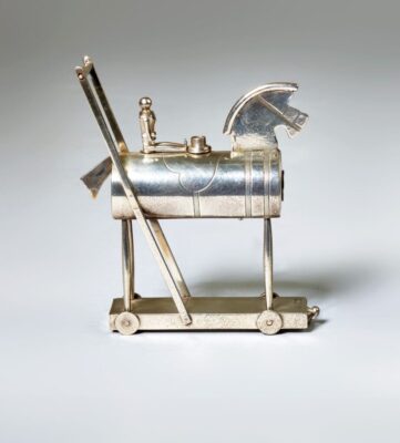 Toy horse 2 923x1024 x241Up