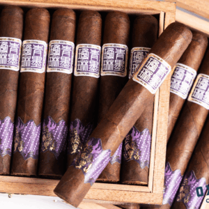 ChiMolly Pioneer Robusto Box