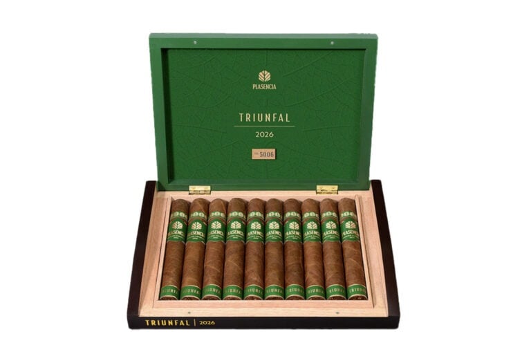 Plasencia Triunfal 1 768x512 8OkXa4