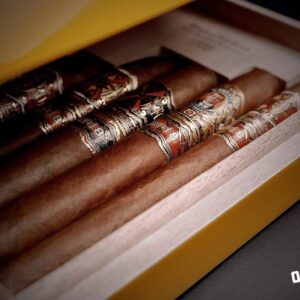 Arturo Fuente Opus 6 2021/2022 Le Sampler Arturo Fuente Opus6 2021 22 Open Side