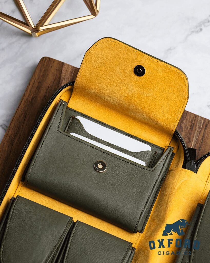 Peter James Golden Olive Reverie Carry Humidor Peter James Golden Olive Reverie Carry Humidor - Image 4