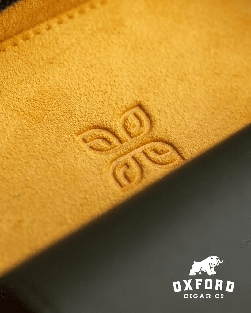 Peter James Golden Olive Reverie Carry Humidor Peter James Golden Olive Reverie Carry Humidor - Image 2