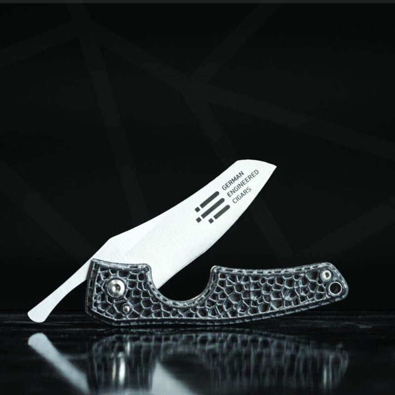 German Engineered Cigars And Les Fines Lames Present Le Petit – Kentron 7fa8f3fd ead5 6577 47ce fddc147675d1 QmkEap