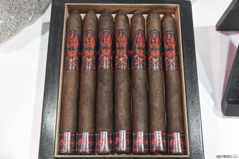 Black Label Trading Co Bishops Blend 2024 L.e. Black Label Trading Co Bishops Blend 2024 L.E. - Image 2