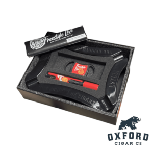 Drew Estate Freestyle Live Kit August 2024 Drew Estate Freestyle Live Kit August 2024 Box Open