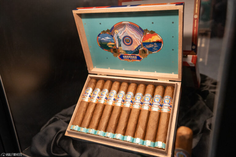 Oz Family Cigars Ships Firsat F54 Oz Family Cigars Firsat 768x512 VRIiPI