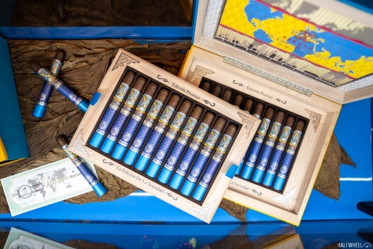 Opusx La Edición De La Sociedad Begins Shipping Fuente Fuente OpusX La Edicion de la Sociedad 1 768x512 5vwwZj