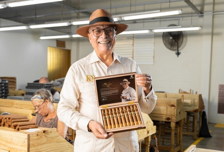 Eladio Díaz 71 Aniversario Begins Shipping To Stores Eladio Diaz 71 Aniversario feature 1 768x520 iRfGv6