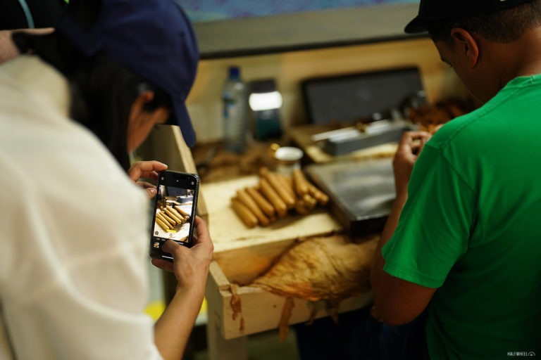 Report: Cigar Imports Remain High Through August Procigar 2022 Tabacalera Palma Rolling Table 768x512 5tdFwG