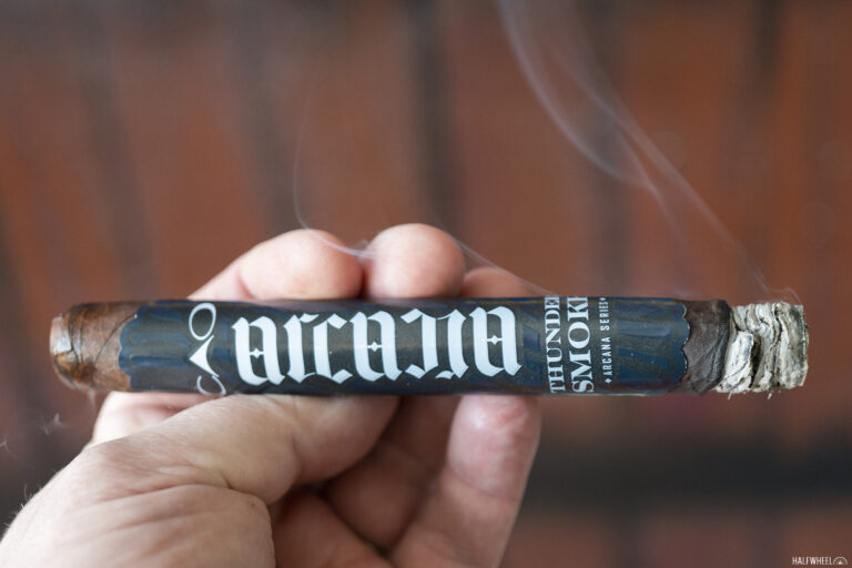Cao Arcana Thunder Smoke CAO Arcana Thunder Smoke 2 768x512 RquM7l