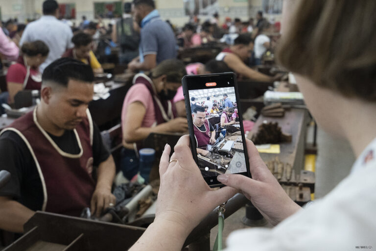 Puro Sabor 2025: Day 2 Puro Sabor 2025 Day 2 Drew Estate visit feature 768x512 oKRb1U