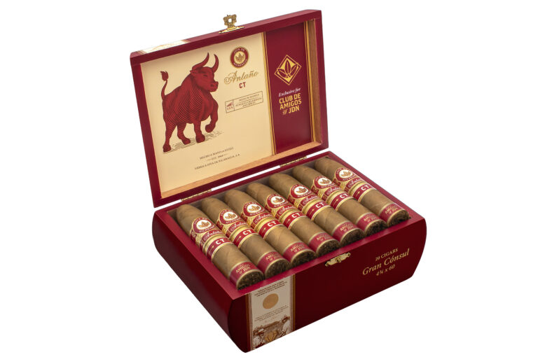 Joya De Nicaragua Adding Ultra-Limited Antaño Ct Gran Cónsul Joya de Nicaragua Antano CT Gran Consul open box feature 768x520 RyCj0X