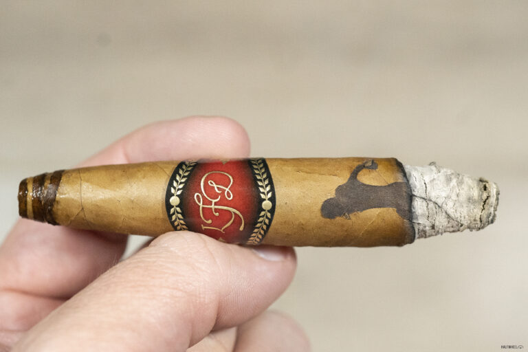 La Flor Dominicana Special Football Edition 2025 No. 2 La Flor Dominicana Special Football Edition 2025 No. 2 2 768x512 kVk8LU