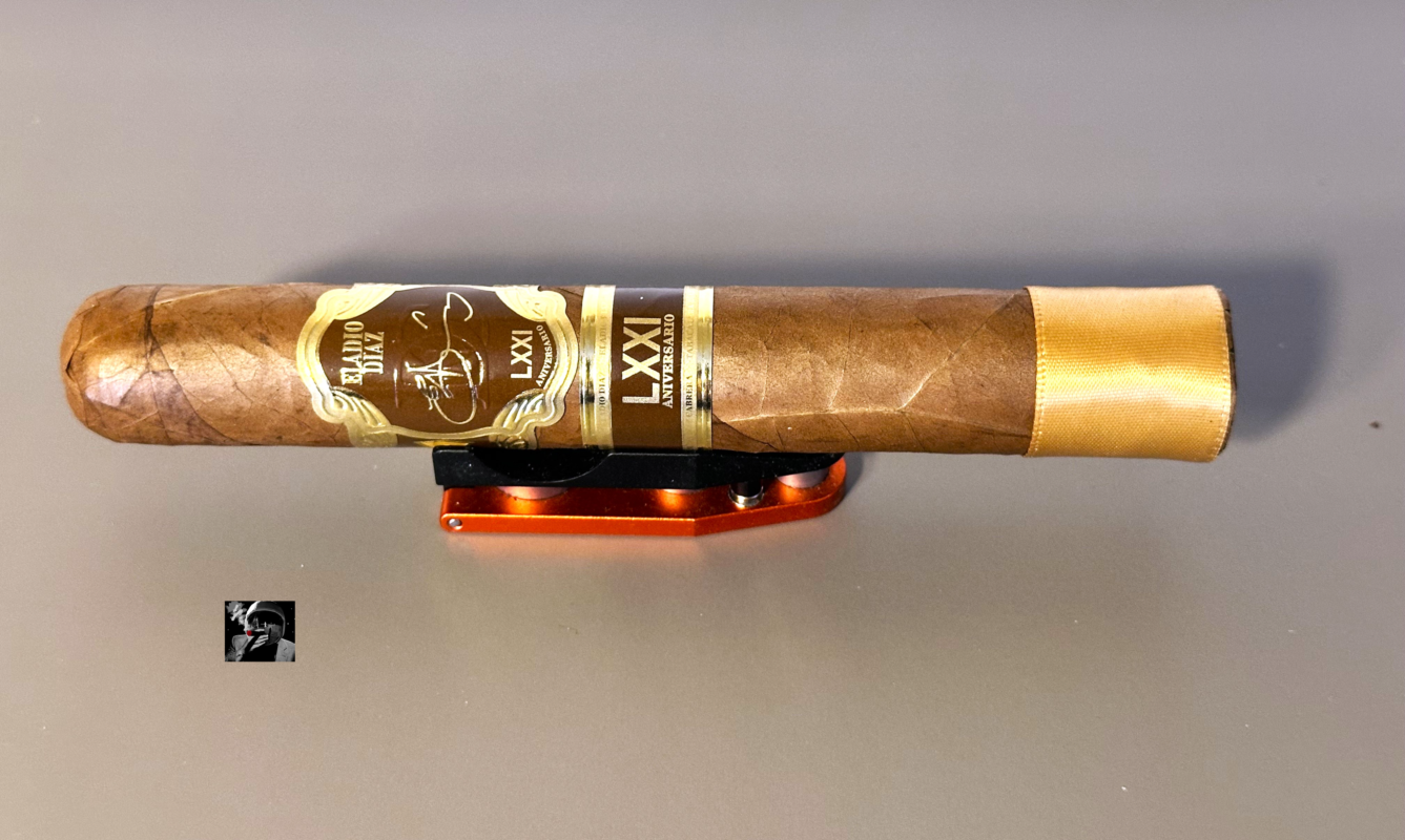 Eladio Díaz 71 Aniversario | Cigar Reviews By The Katman eladio diaz HbCHKD