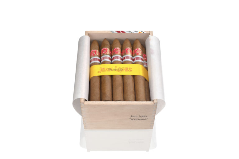 Juan López Pirámides Goes On Sale In Andorra Juan Lopez Piramides Edicion Regional Andorra 2023 3 768x512