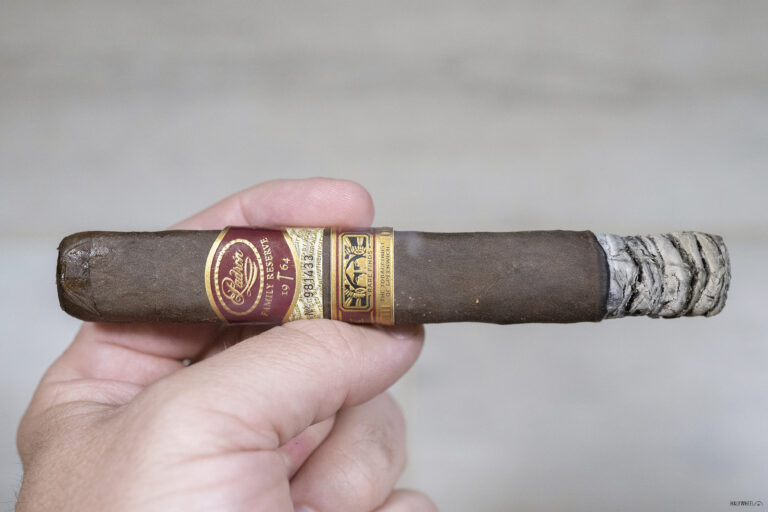 Padrón A Hammer &Amp; A Dream Maduro Padron A Hammer A Dream Maduro 2 768x512 pcuDbs