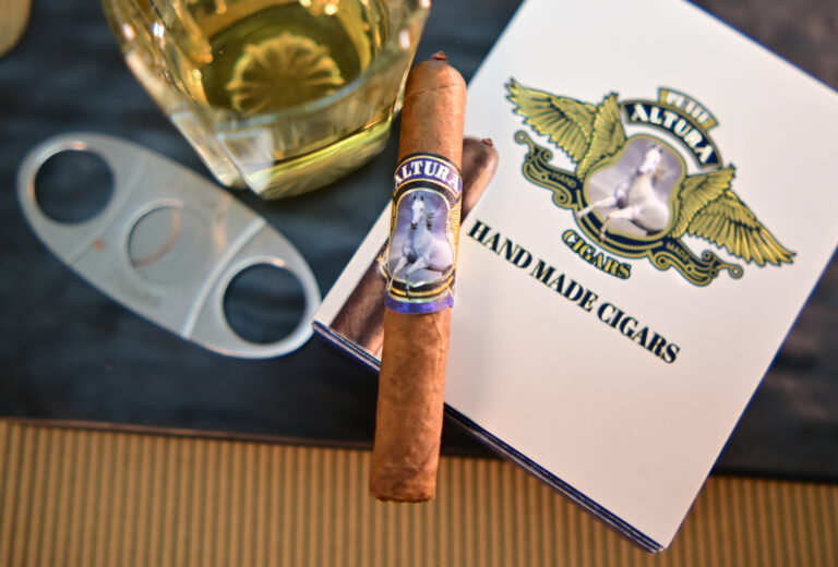 Natura Cigar Co. Debuting Petit Altura At Intertabac 2025 Natura Petit Altura feature 1 768x520 WTnGgz