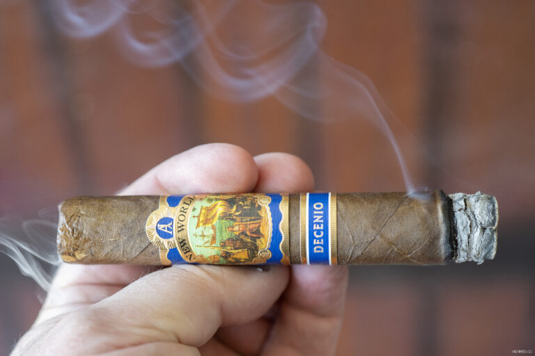 New World Decenio Robusto New World Decenio 2 768x512 N4EyPF