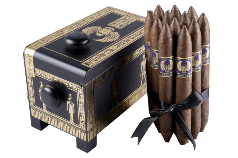 Highclere Castle Senetjer 2025 Ships Highclere Castle Senetjer Box 4 768x512 zQ0W58