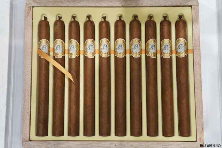 La Palina Goldie Laguito Especial Series 2 Arrives At Stores La Palina Goldie Laguito Especial Series 2 768x512 SsB49D