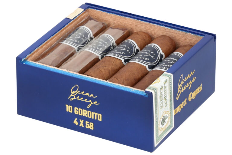 Lampert Shipping Two New Ocean Breeze Vitolas This Week Lampert Ocean Breeze Gordito Box Feature 768x512 yShdyw