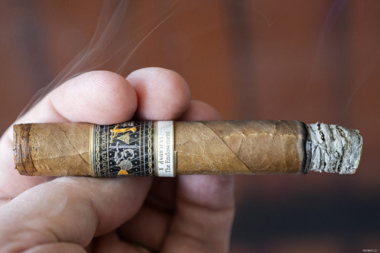 Apostate The Endowment Petite Corona Apostate The Endowment Petite Corona 2 768x512 4IXEe5