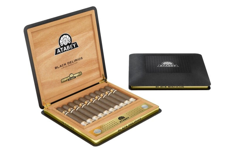 Atabey Black Delirios Travel Humidor Ships Nationwide Atabey Black Delirios Travel Humidor Feature 768x512 UTp944