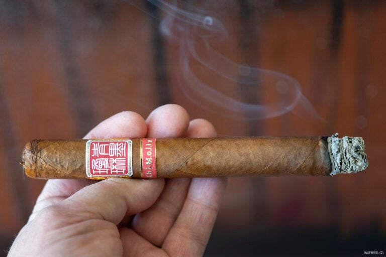 Chimolly Pangu Double Corona ChiMolly Pangu Double Corona 2 768x512 IaT2FA